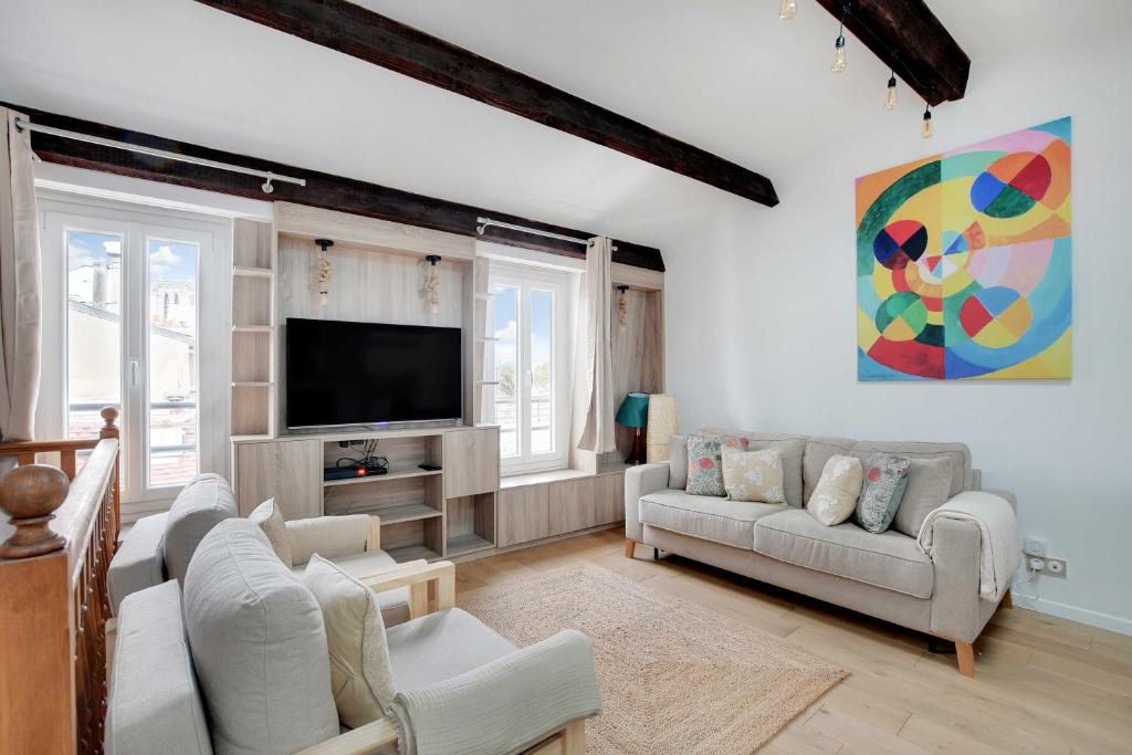 Stunning Duplex 1BR- 4P - Notre-Dame Cathedral