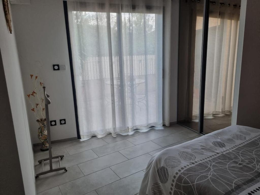 Postel nebo postele na pokoji v ubytování appartement 2 pièces à 5minutes du centre ville