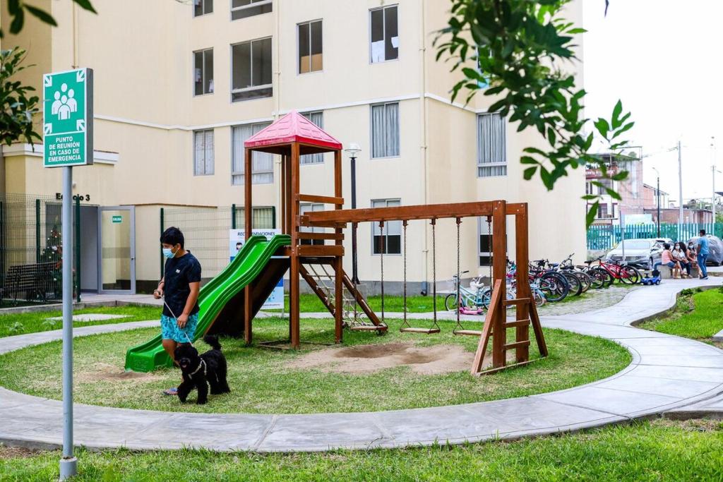 Excelente departamento en 1er piso con estacionamiento