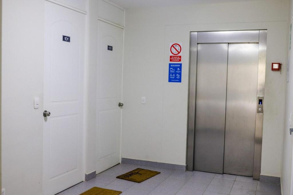 Excelente departamento en 1er piso con estacionamiento