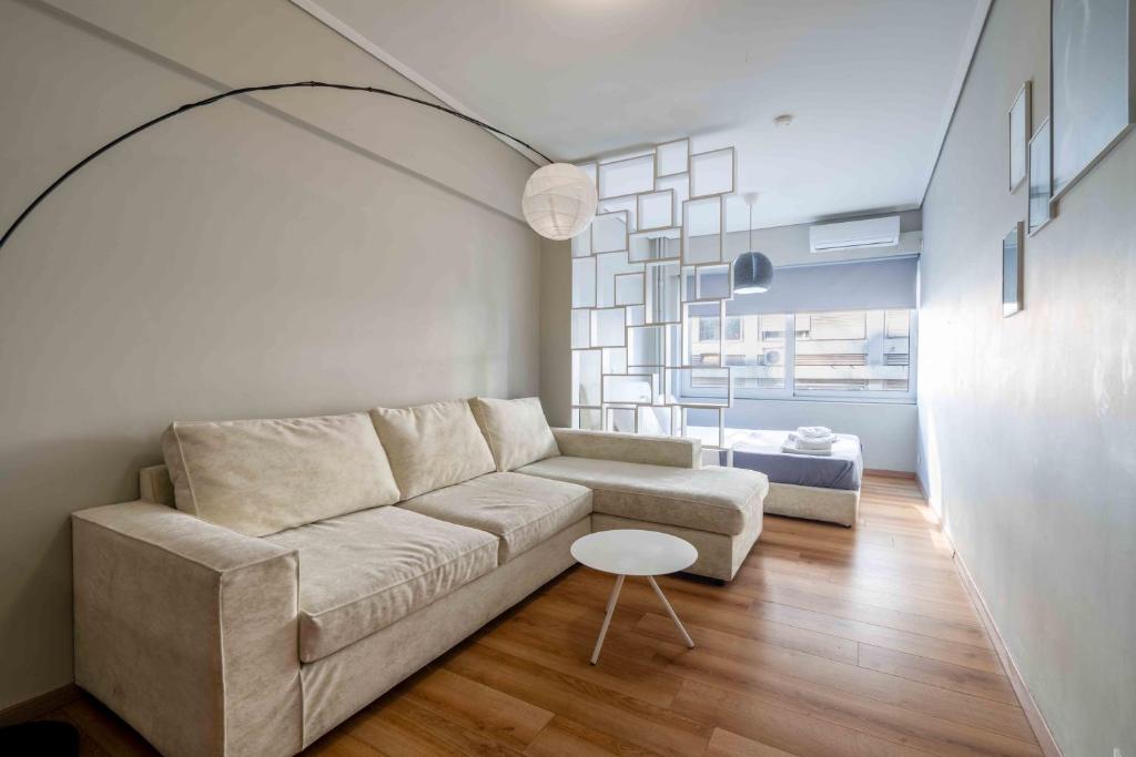 Bright Apartment in The Heart of the City