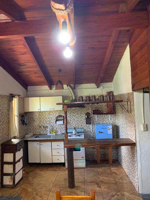 Køkken eller tekøkken på Cabañas Canaan