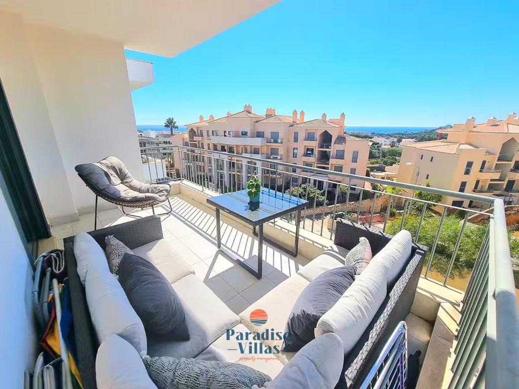 Two Bedroom Apartment with Sea Views in Albufeira