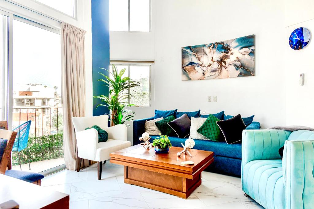 Khu vực ghế ngồi tại Just Beachy PV