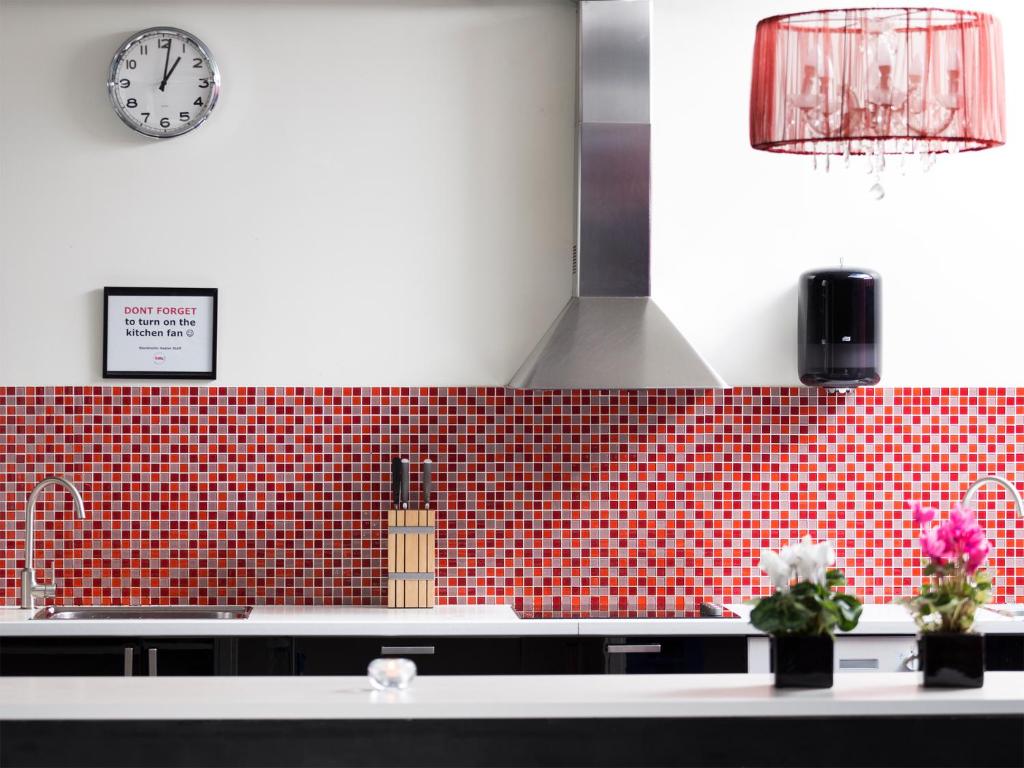Kuchyň nebo kuchyňský kout v ubytování Stockholm Hostel