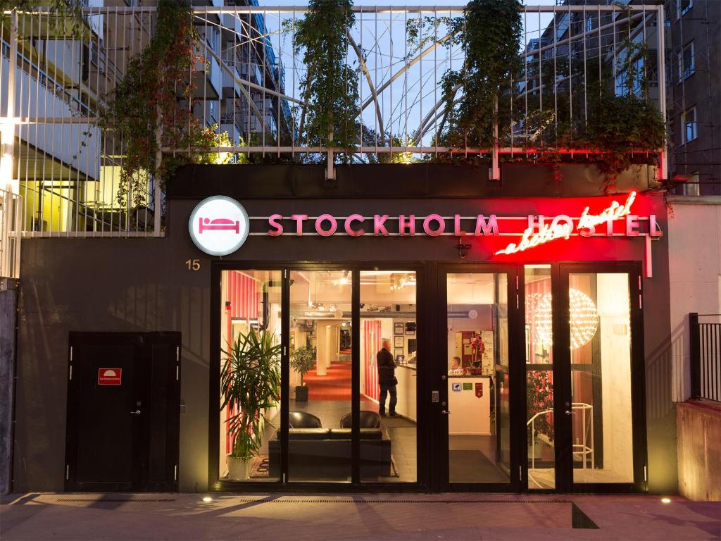 Façana o entrada de Stockholm Hostel