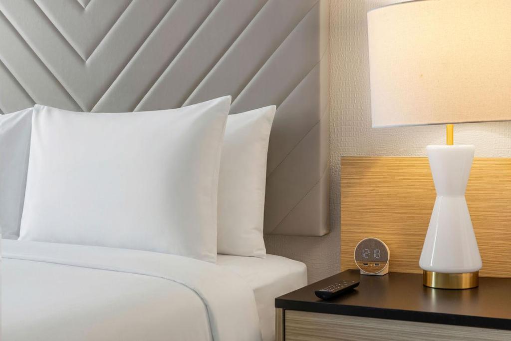 The Garden Hotel & Resort - King Room