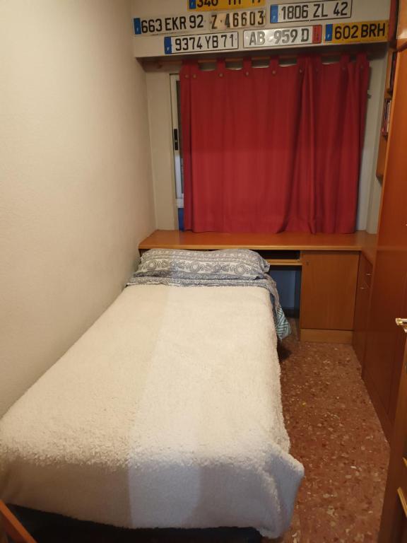 Alquilo habitación 25 euros por noche Super Top