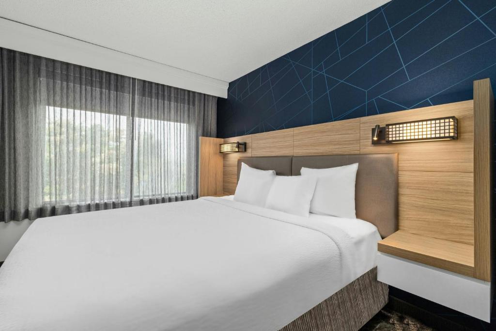 SpringHill Suites Minneapolis West St. Louis Park photo