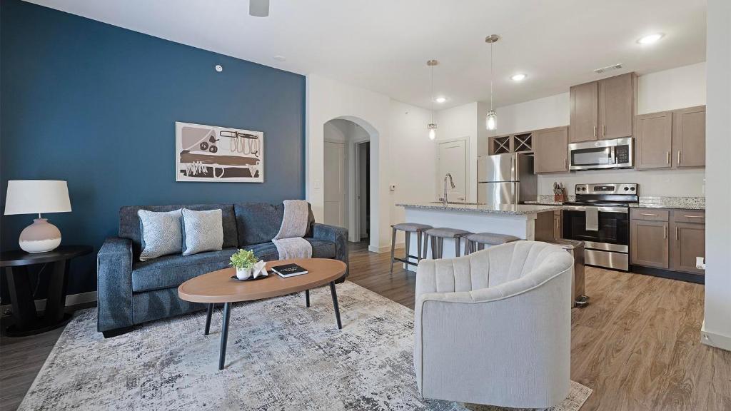 Kuchyň nebo kuchyňský kout v ubytování Landing Beautiful 1BD Gym Game Room