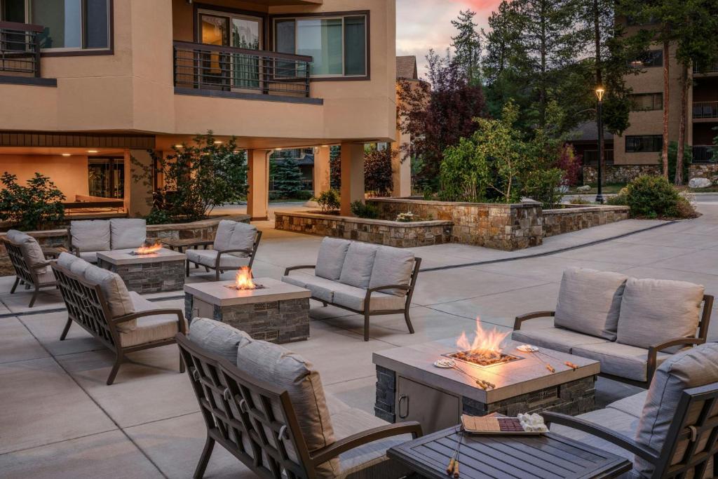 Marriott's Mountain Valley Lodge at Breckenridge photo