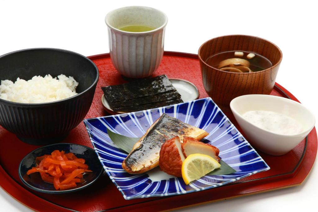 Еда / где поесть недалеко от отеля