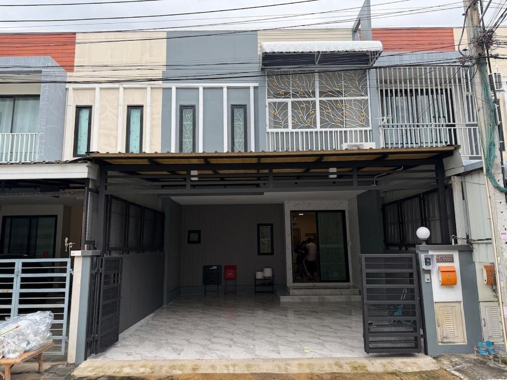 Foto dalla galleria di Baan Airport 2 a Ban Wat Pho Thong