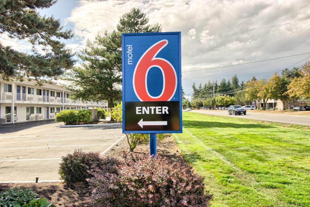 Certifikát, hodnocení, plakát nebo jiný dokument vystavený v ubytování Motel 6-Everett, WA - North