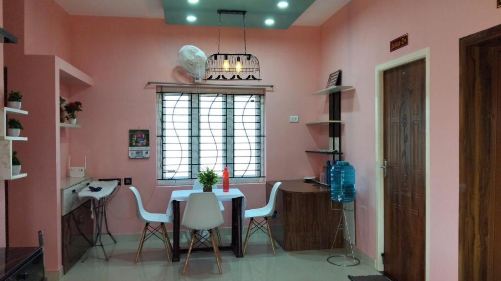 Ảnh trong thư viện ảnh của ASSHAPPYSTAYINN HOTEL ở Tiruchchirāppalli