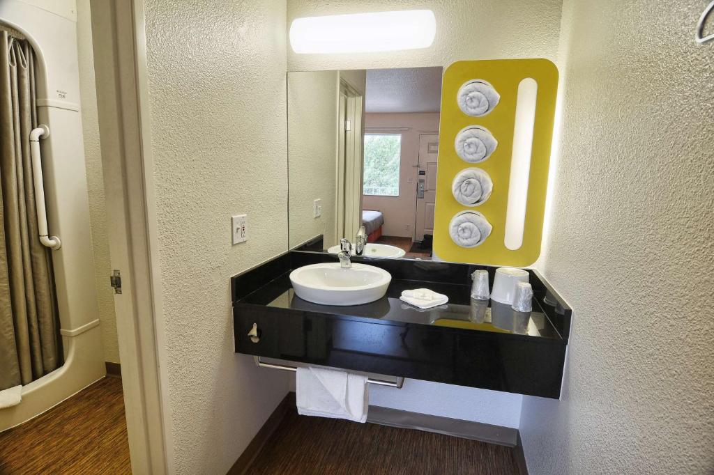 Motel 6-Coeur D'Alene, ID - Camera Quadrupla - Accesso Disabili