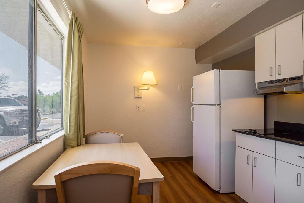 Motel 6-Pueblo, CO - I-25 - Deluxe Zimmer Mit Queensize-Bett
