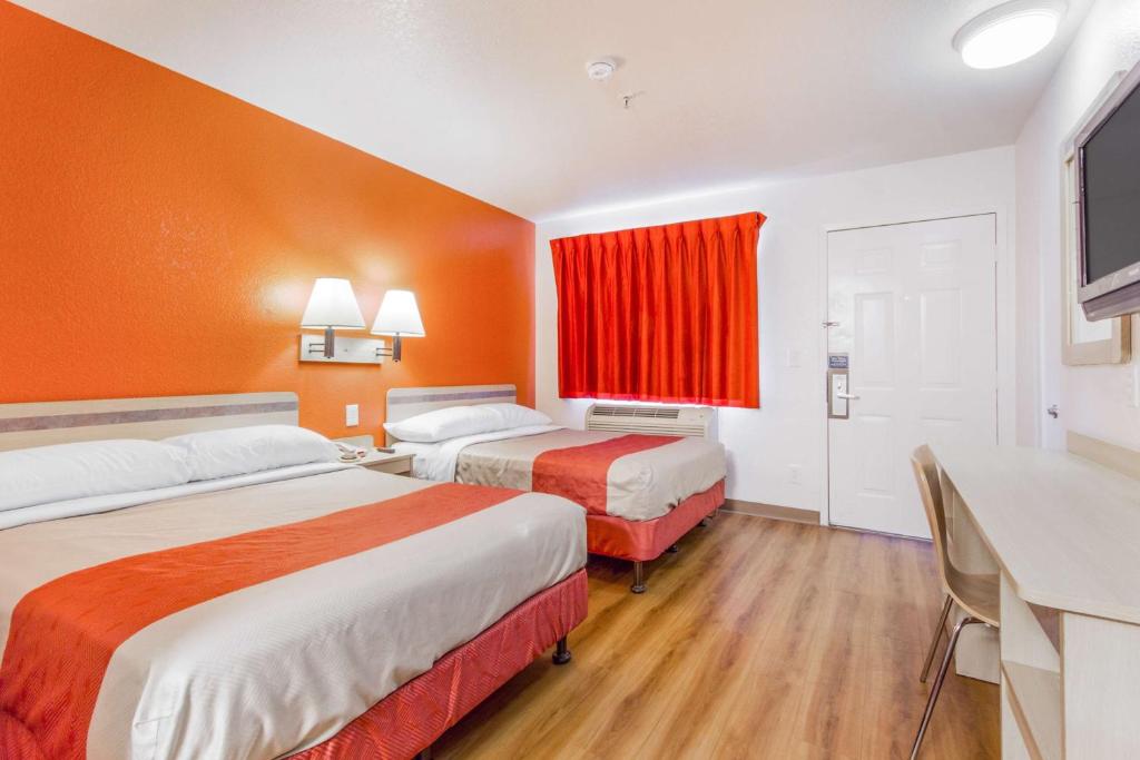 Motel 6-Phoenix, AZ - West - Premium Viervoudige Kamer