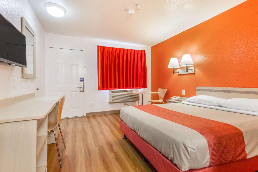 Motel 6-Phoenix, AZ - West - Tweepersoonskamer - Toegang Van Gehandicapten - Rol In De Douche