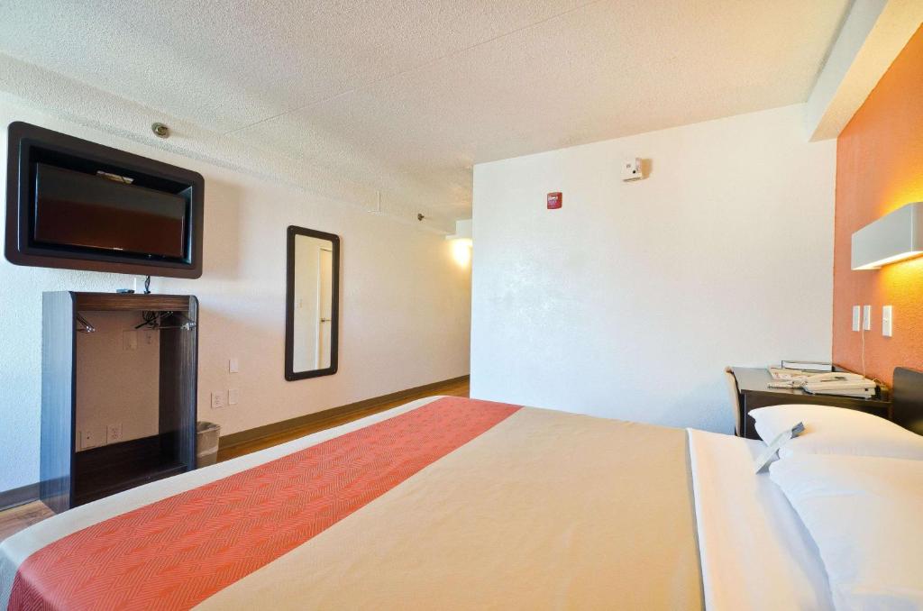 Motel 6-Springfield, DC - Washington Southwest photo
