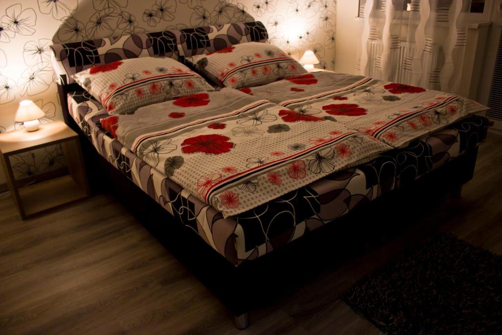 Postel nebo postele na pokoji v ubytování Motel Görföl