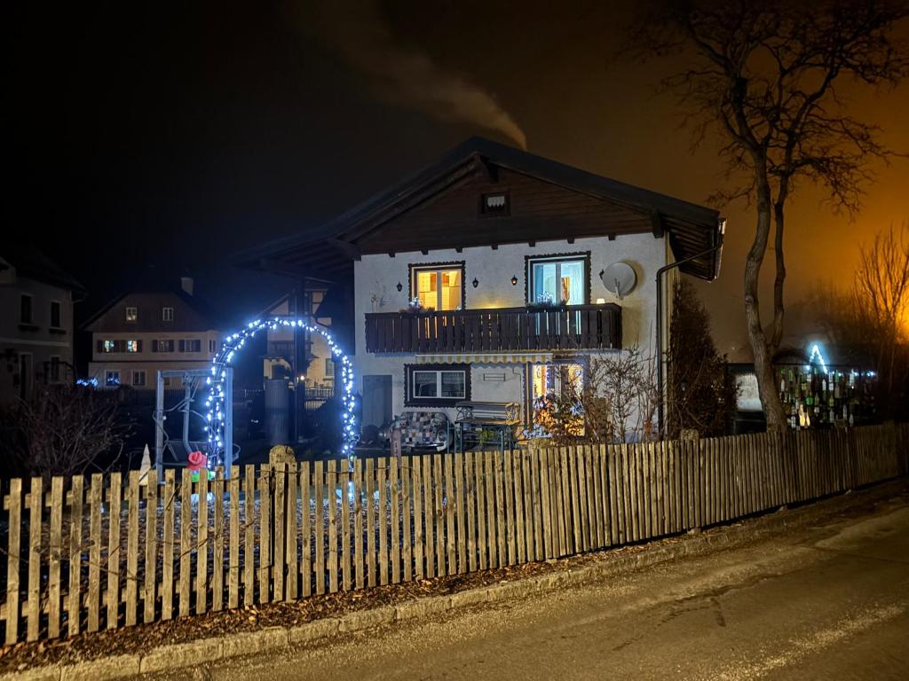 Tòa nhà nơi nhà nghỉ dưỡng tọa lạc