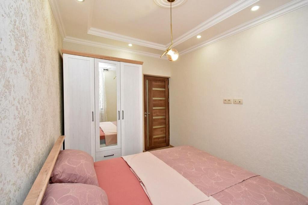 امکانات First floor beautiful apartment, comfortable and pleasant - تصویر ۴
