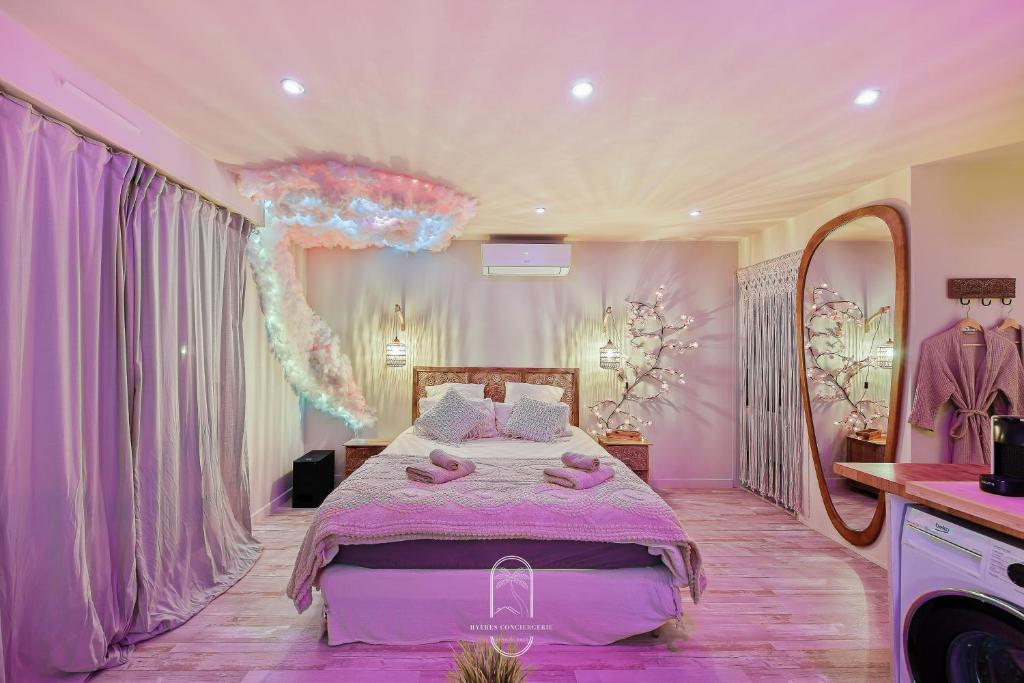 Bali Love Room Jacuzzi Balnéo Home cinéma