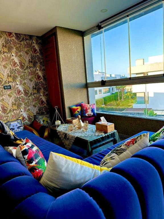 Posezení v ubytování luxury furnished apartment for rent