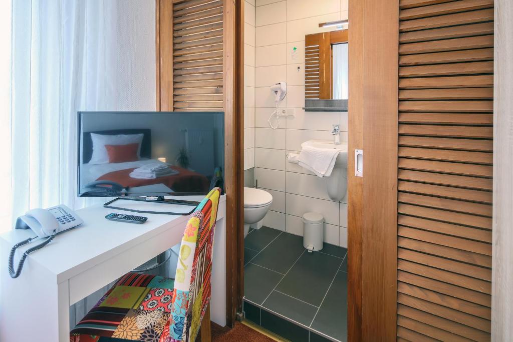 Koupelna v ubytování Hotel Kleiner Markt