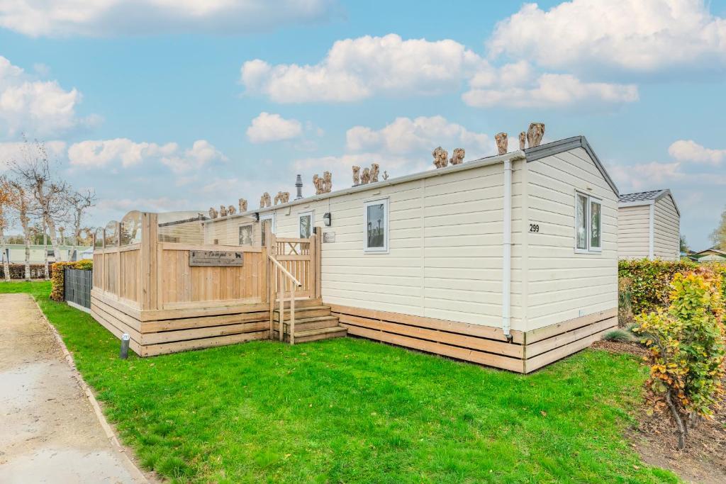 Budova, kde se prázdninový areál nachází