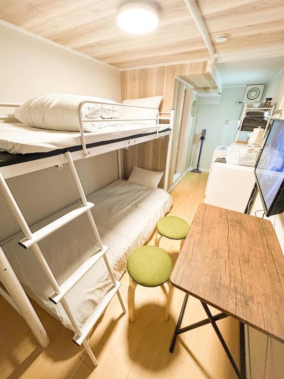 103 Shin Okubo area & Quiet stay in central of Tokyo