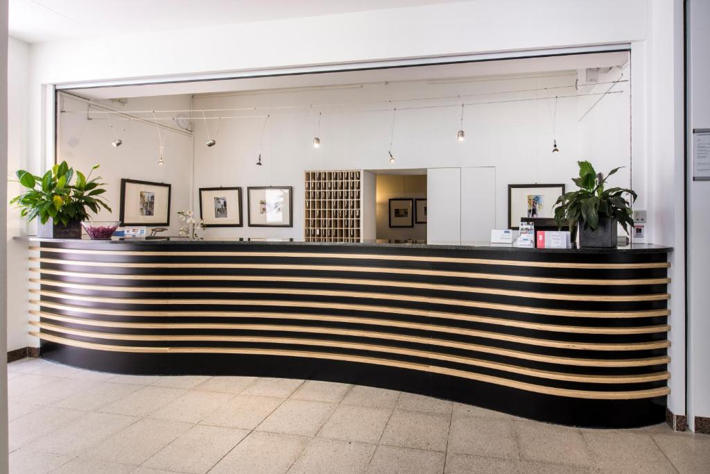 CJD Bonn Castell - Resim 42