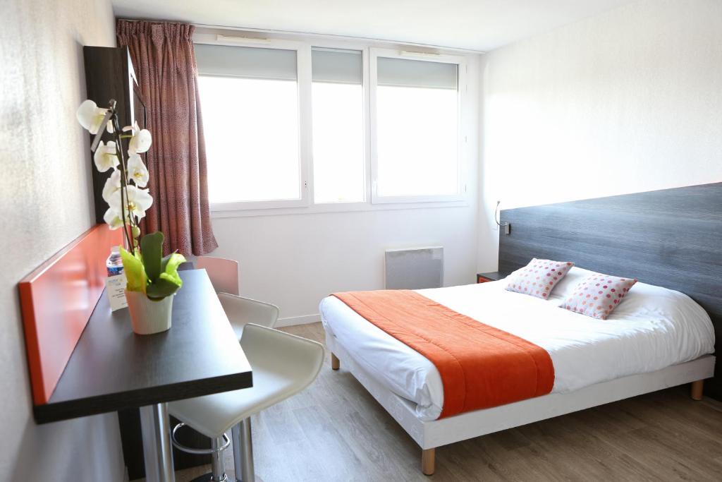 Adonis Paris Sud - Double Studio (2 Adults)