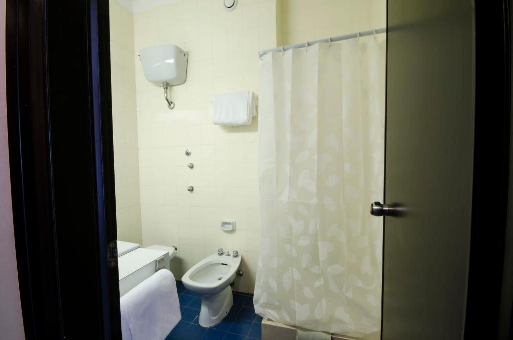 Koupelna v ubytování Grand Hotel Helios