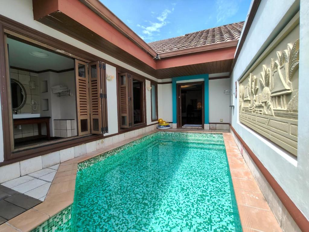Ksn private pool villas at port dickson