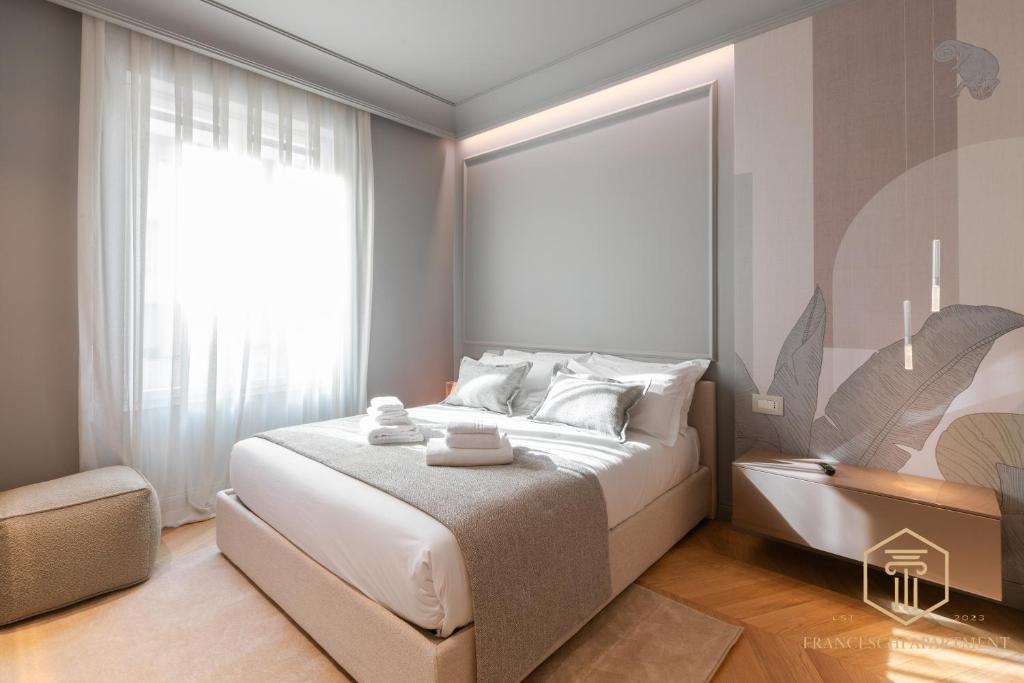 Franceschi Apt - 50mt to Metro, Roman Gem with Luxury Design, A-C, Panoramic view