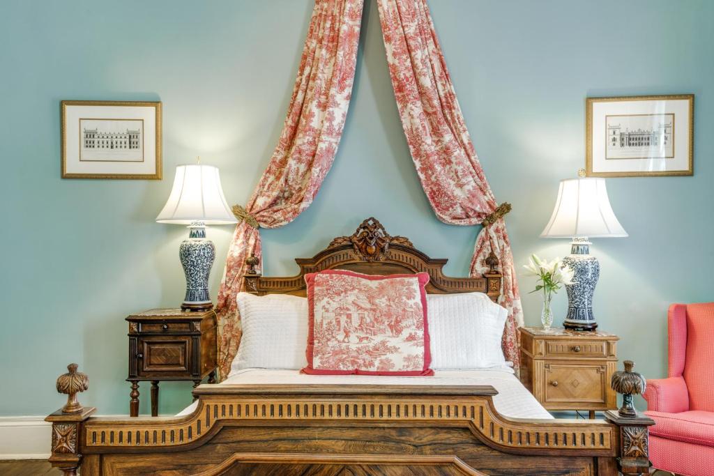 Noble Inns - Chambre Queen - Maison Oge Sur Le Riverwalk