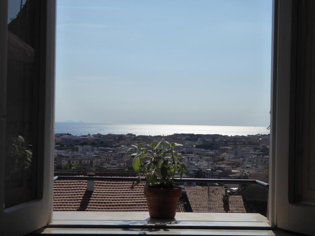 A general sea view or a sea view taken from Az apartmant