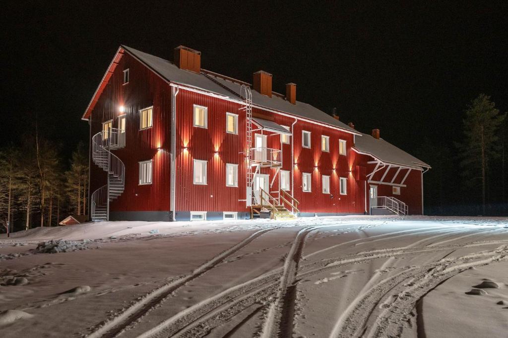 Guesthouse & Caravan Lehtiniemi - Posio om vinteren