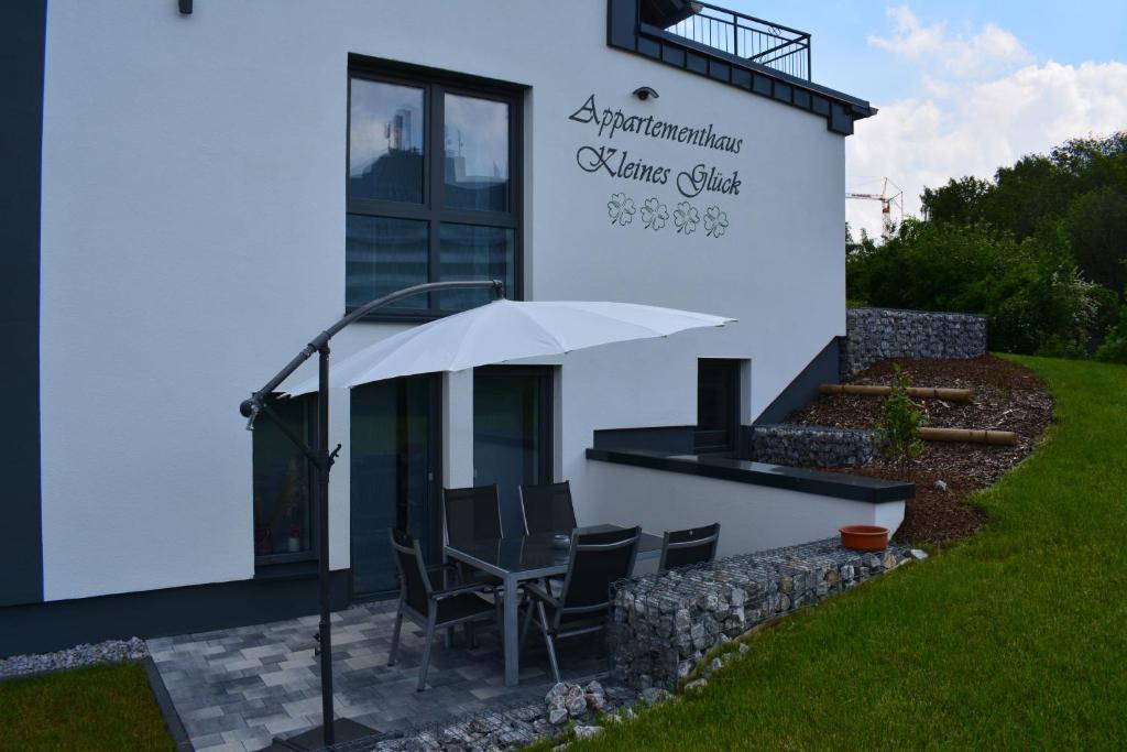 Appartementhaus kleines Glück &MeineCardPLUS - 1