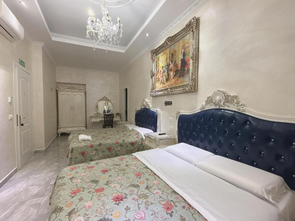 innstation guesthouse - Triple Room With Private Bathroom