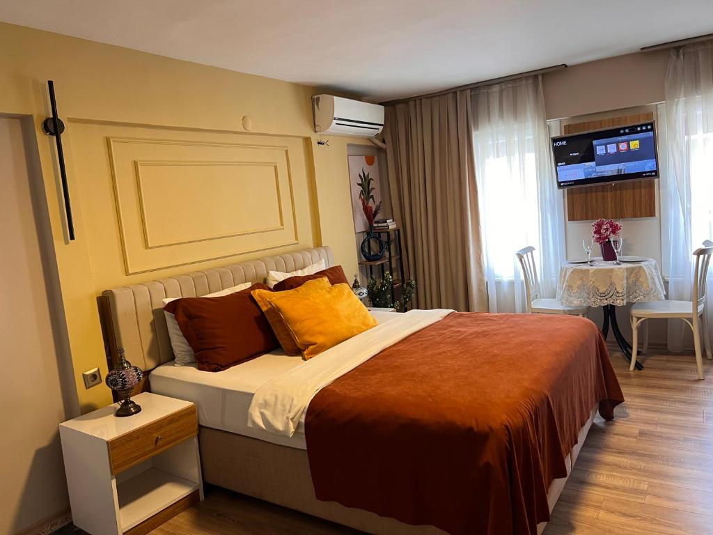 Holy Galata Hotel