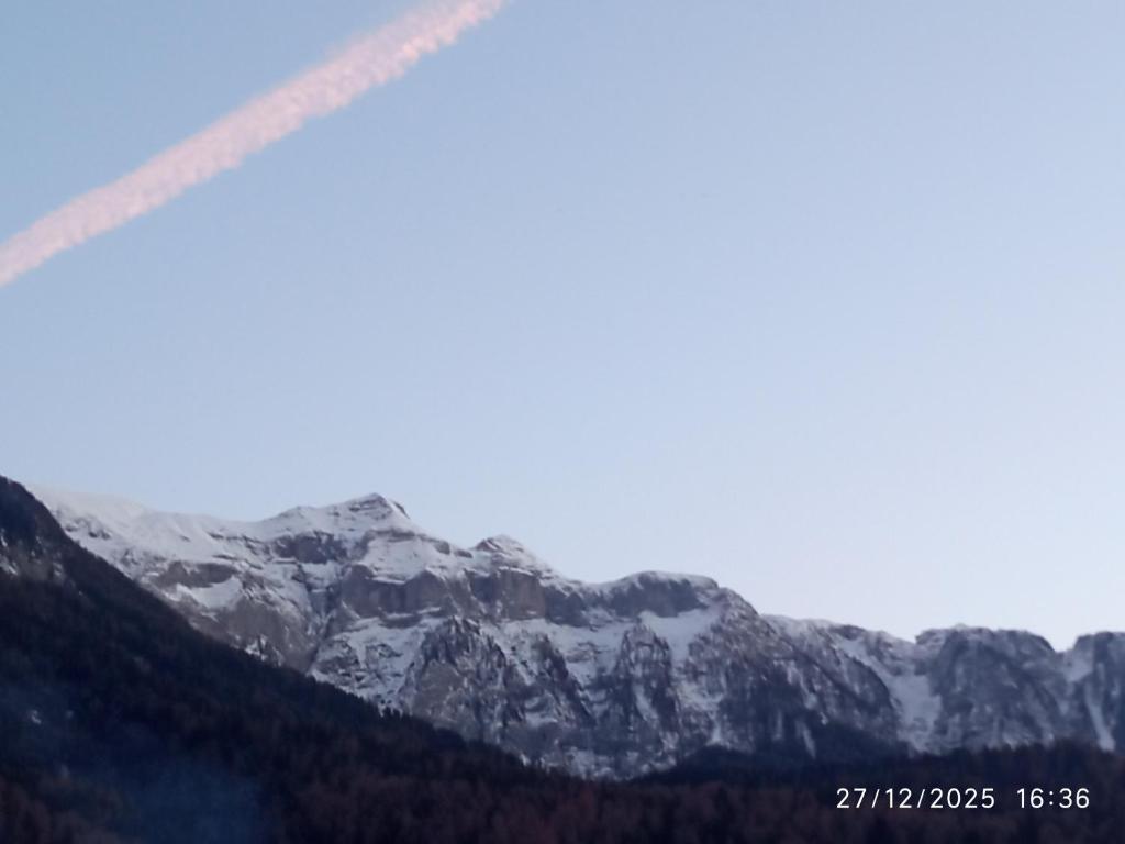 Een algemene foto van de bergen of uitzicht op de bergen vanuit het appartement