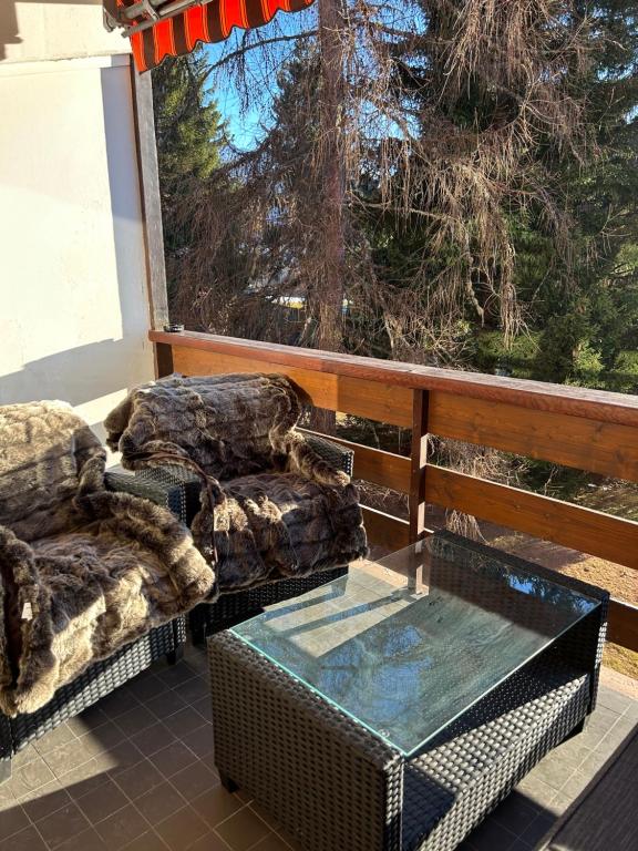 Posezení v ubytování Central studio in Villars sur Ollon, Emeraude, for 3 only 100m to Bretaye ski train