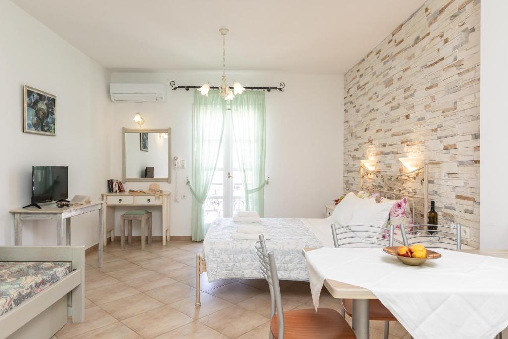 Annita's Village Hotel - 13