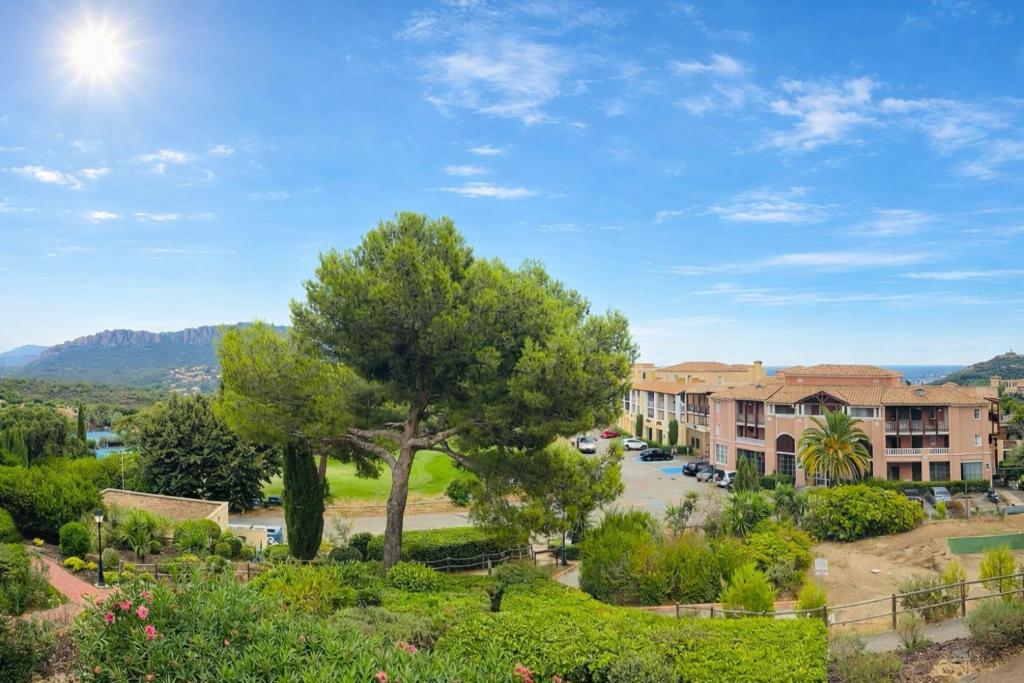 Studio-terrasse avec vue mer-Clim-parking-Draps inclus