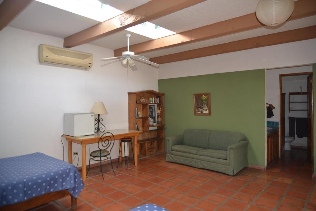 Casabuena B&B - Double Room With Garden View G1