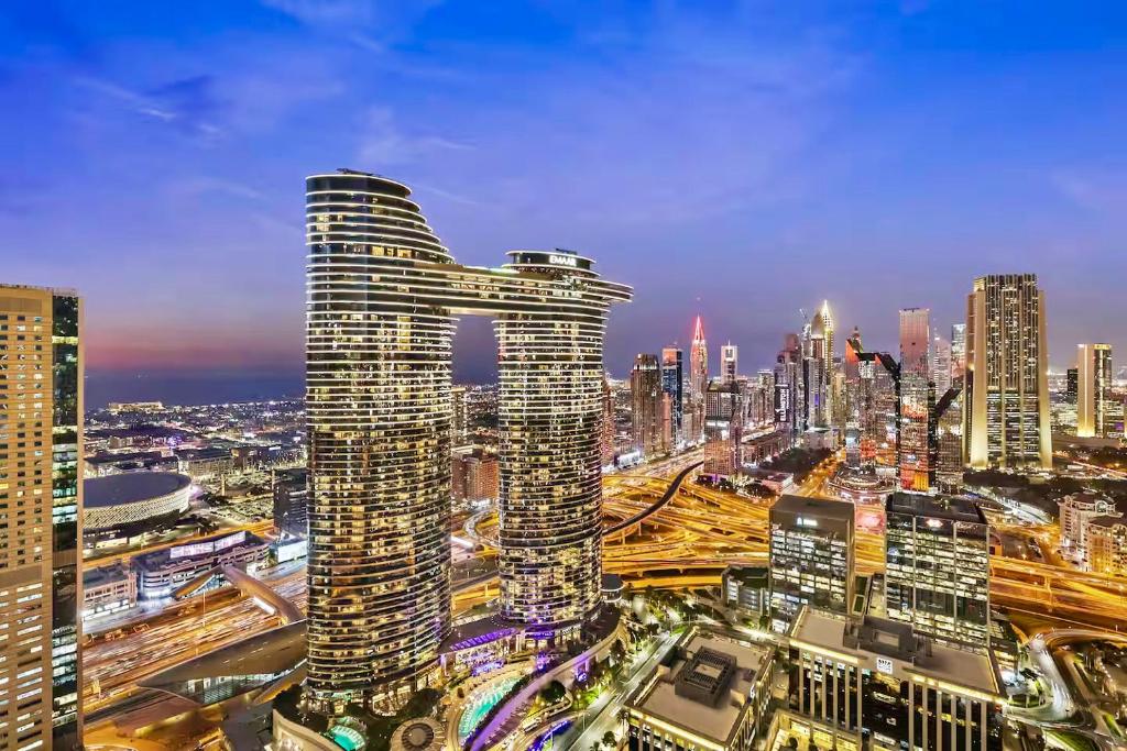 View of Private room in 3BR Ultra-Luxury-High-Rise Apartment next to BURJ ...