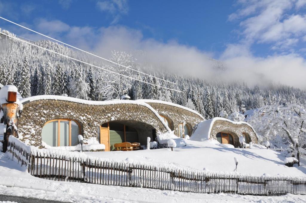 Himmelsbögen und Apartments mit Seeblick und Alleinlage om vinteren
